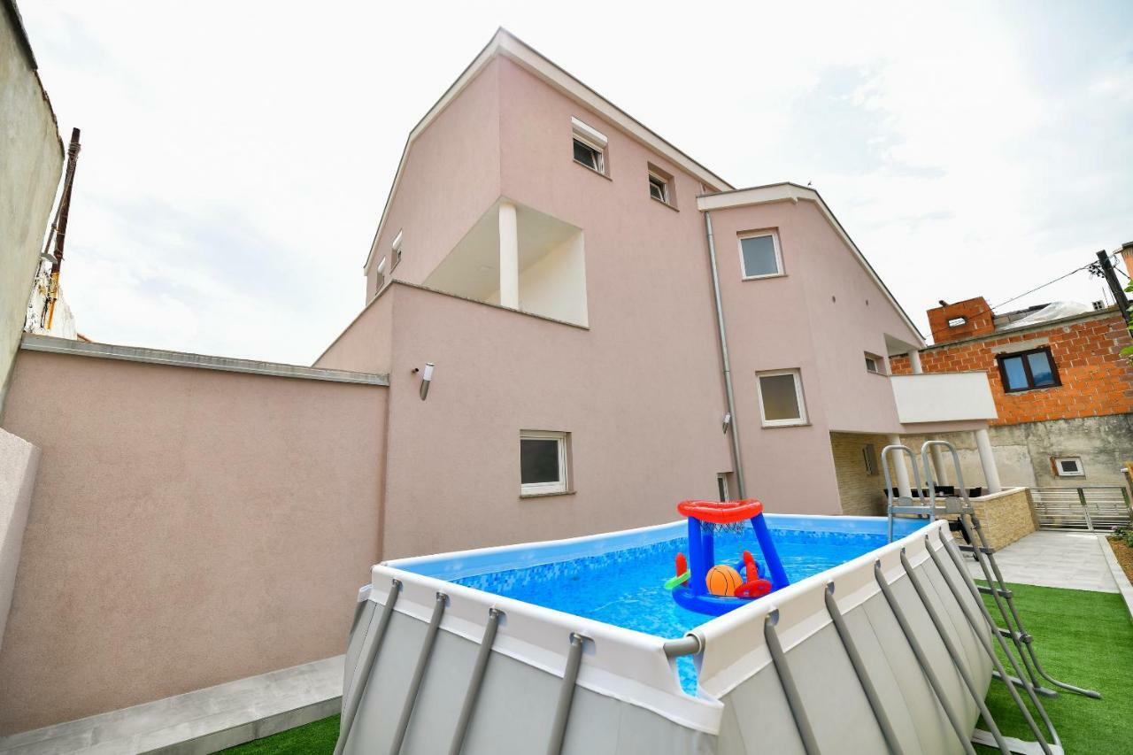 Modern Holiday Apartment "Libra" With Swimming Pool Posedarje Eksteriør billede